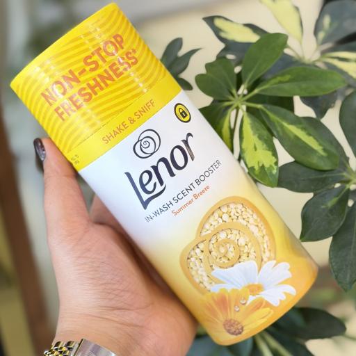 بوستر لنورsummer